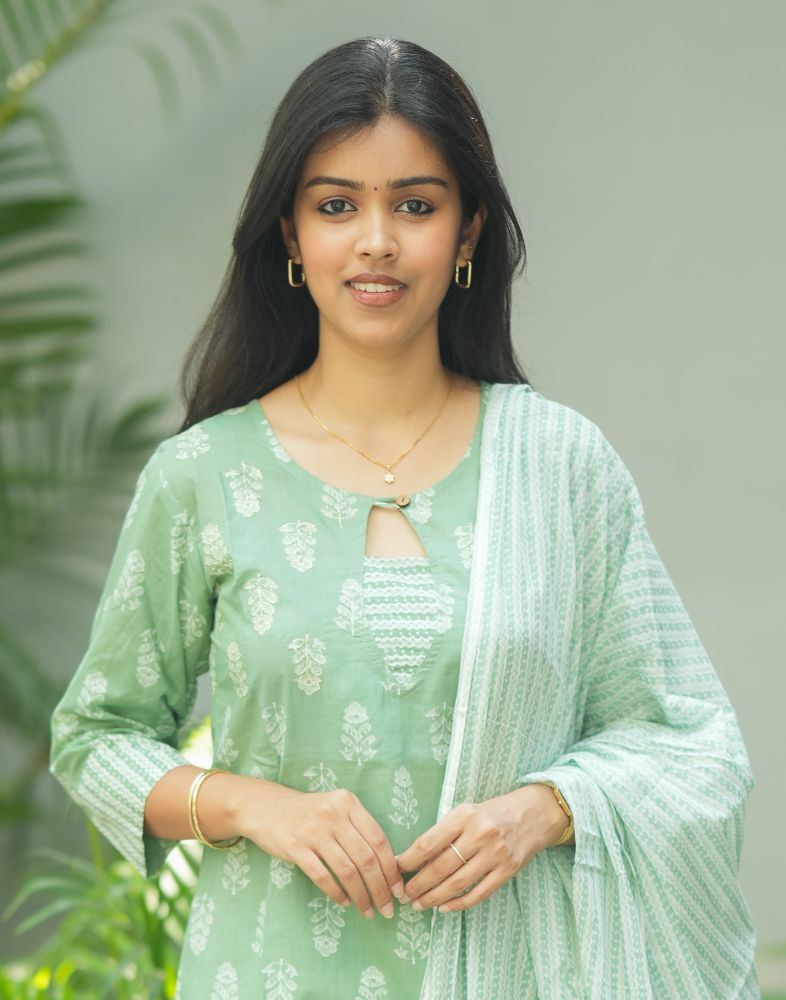 Green Dupatta Set