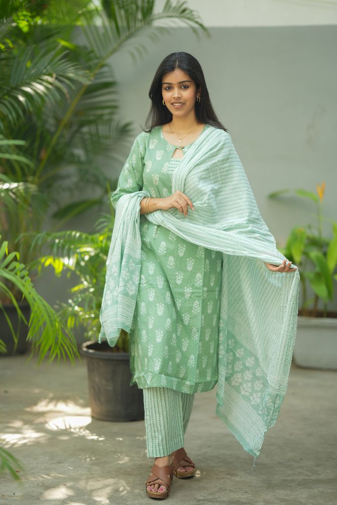 Green Dupatta Set