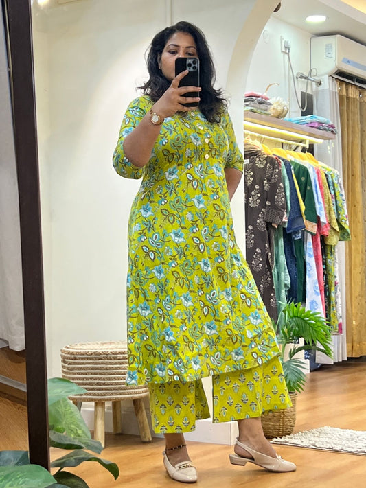 Pintuck CoOrd Set Green